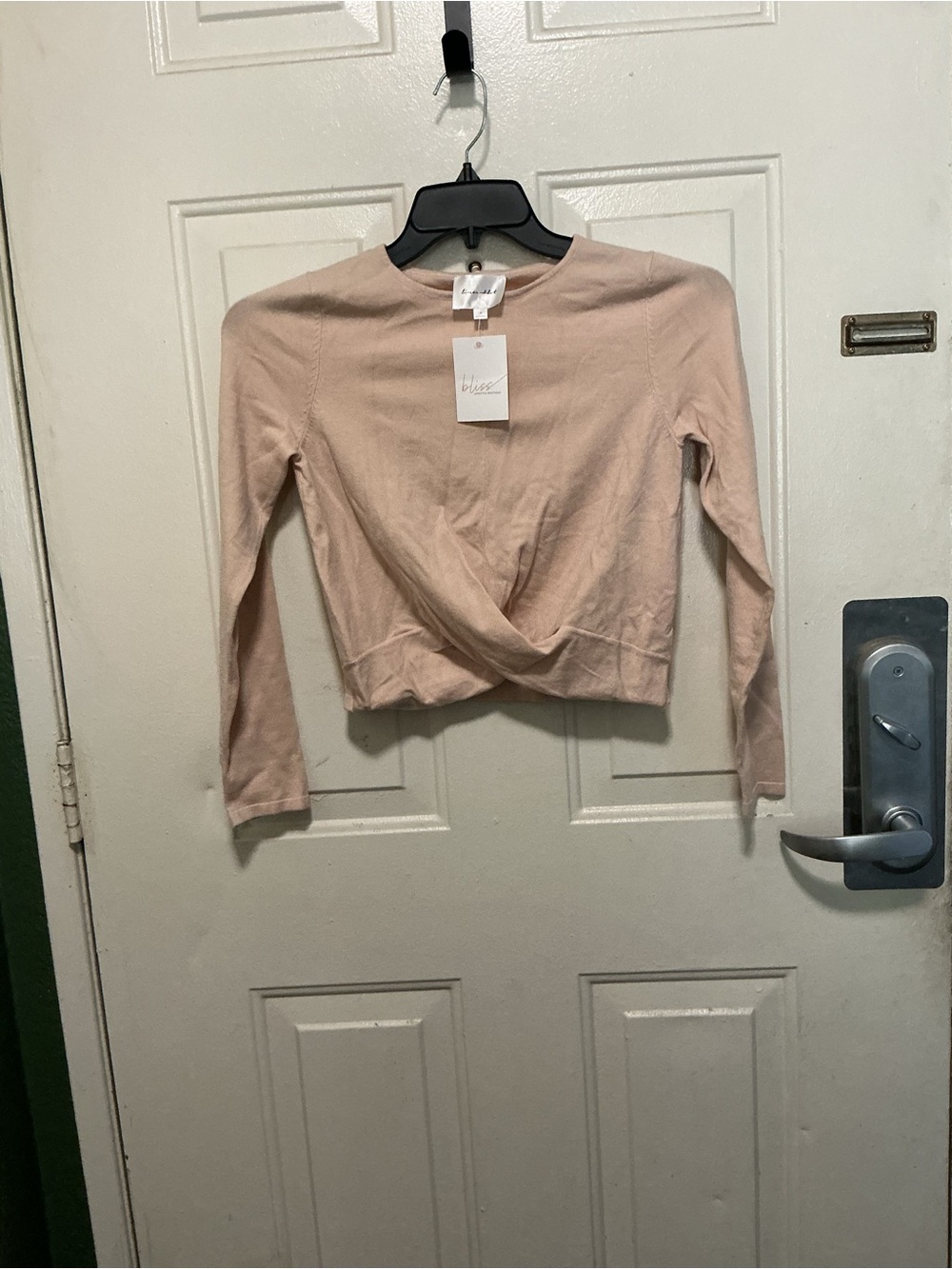 Line & Dot Blush Twist-Front Crop Top